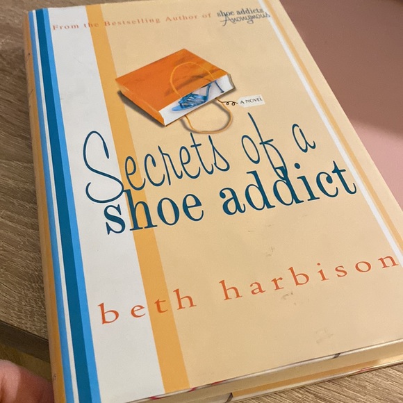 Bundle of 2 hardbacks - Picture 6 of 8